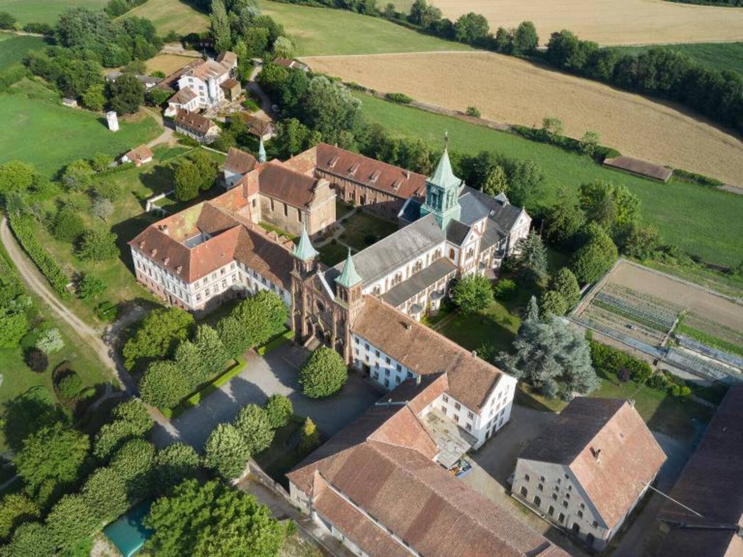 Vue aérienne du dessus Oelenberg abbaye(1)(1)