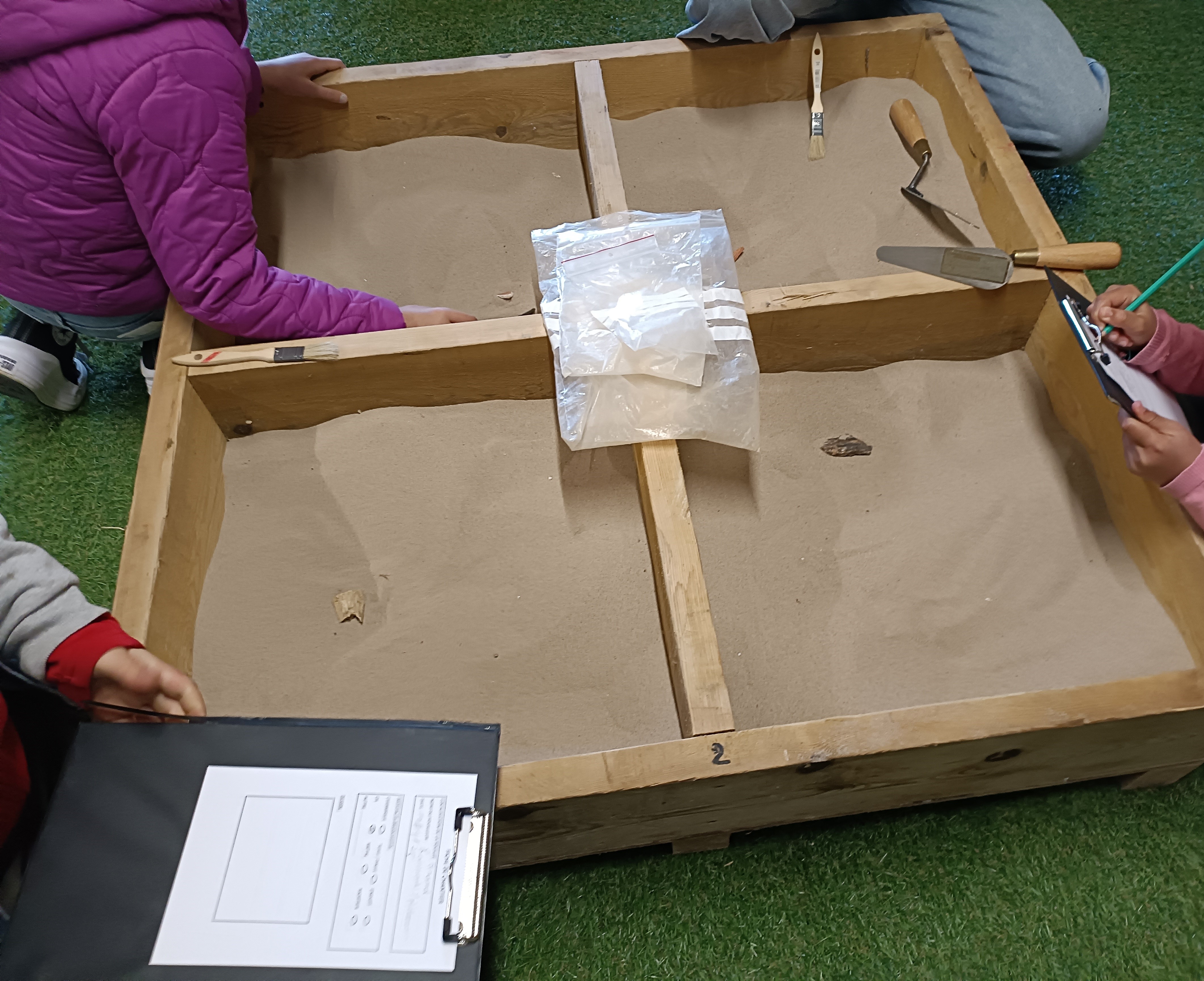 04_22_petits_fouilleurs©CD88