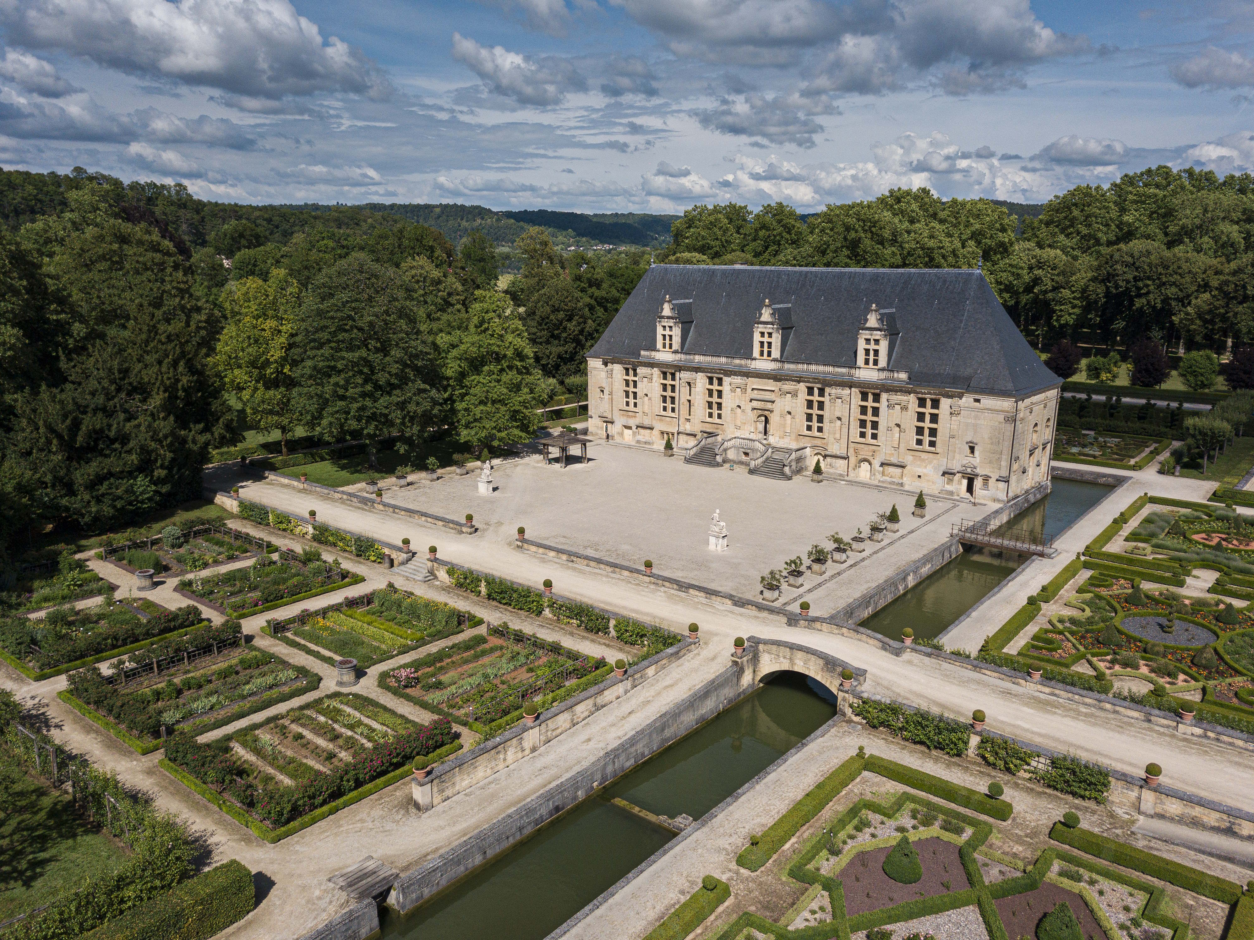 Joinville (Haute-Marne), petite cité de caractère.