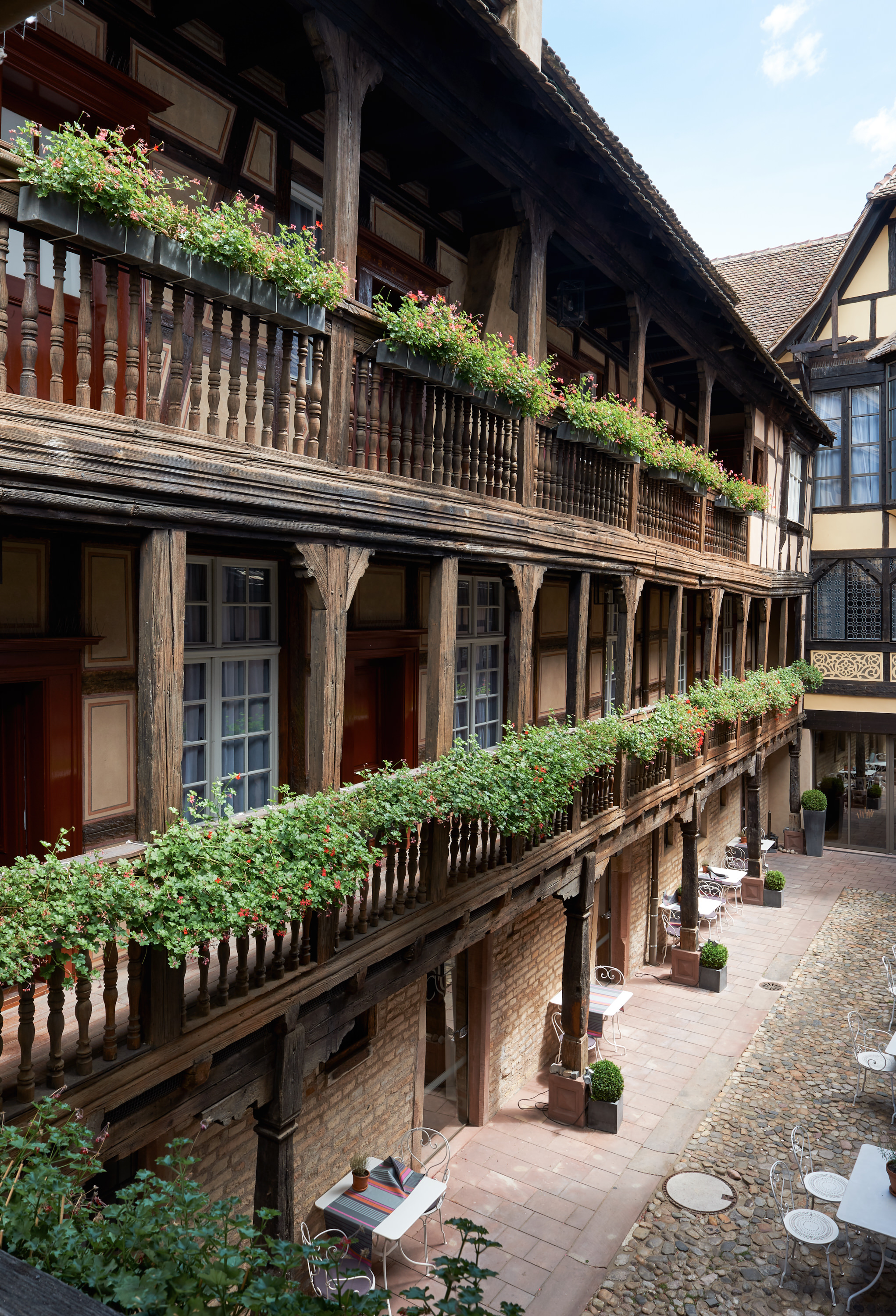 IVR42_20156700654NUC2A